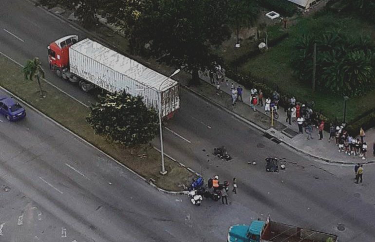 Accidente Entre Un Cami N Y Una Moto Provoca La Muerte De Una Persona