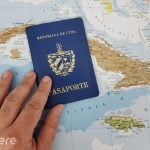 Costa Rica promete legalizar a migrantes cubanos que cumplan con dos requisitos importantes