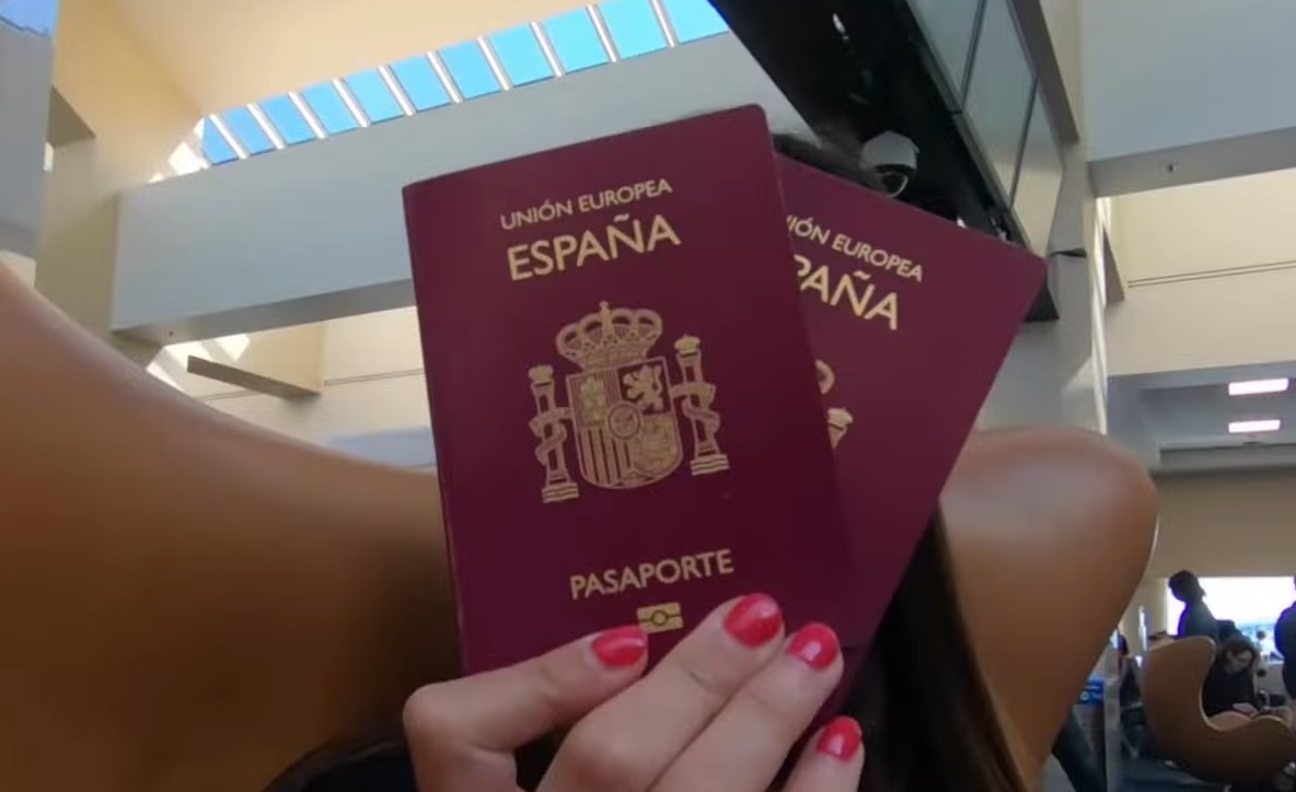 Consulado de España en La Habana restablece consultas sobre expedientes en línea