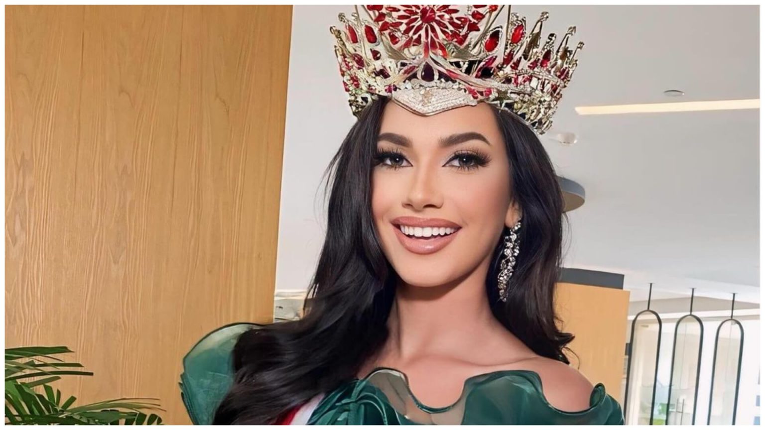 Vanessa Rodríguez: la cubana de 15 años reina de belleza Teen International