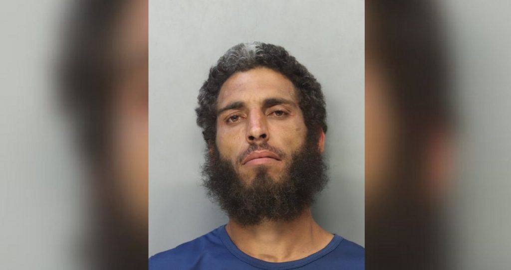 Arrestan A Un Cubano Por Robar Varias Veces En Un Walgreens De Hialeah