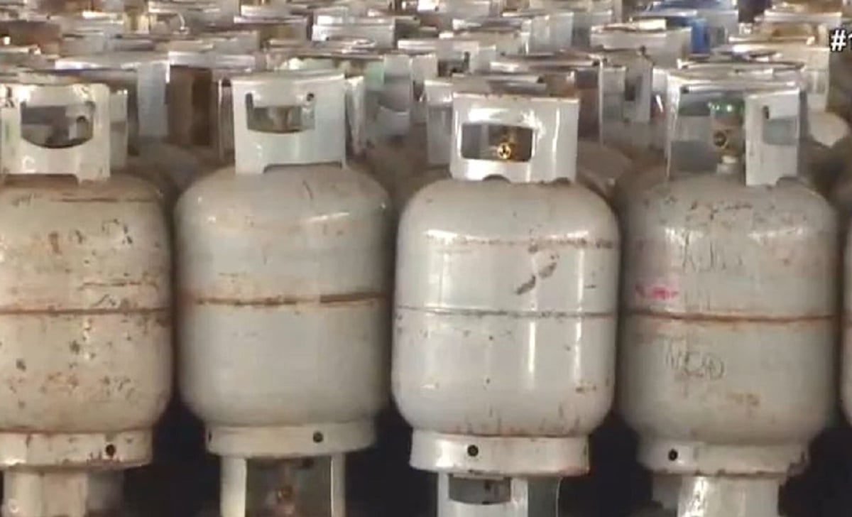 Imagen ilustrativa de unas balitas de gas licuado en la Isla. (Captura de pantalla © Canal Caribe-YouTube)