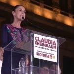 Claudia Sheinbaum durante discurso. (Captura de pantalla © SinEmbargo Al Aire-YouTube)