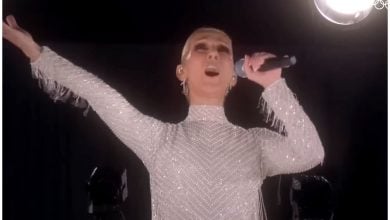 Celine Dion en la ceremonia de inauguración de las Olimpiadas de París 2024. (Captura de pantalla © Olympics- YouTube)