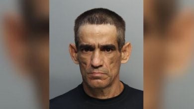 Cubano detenido en Hialeah tras ser sorprendido conduciendo un auto robado.