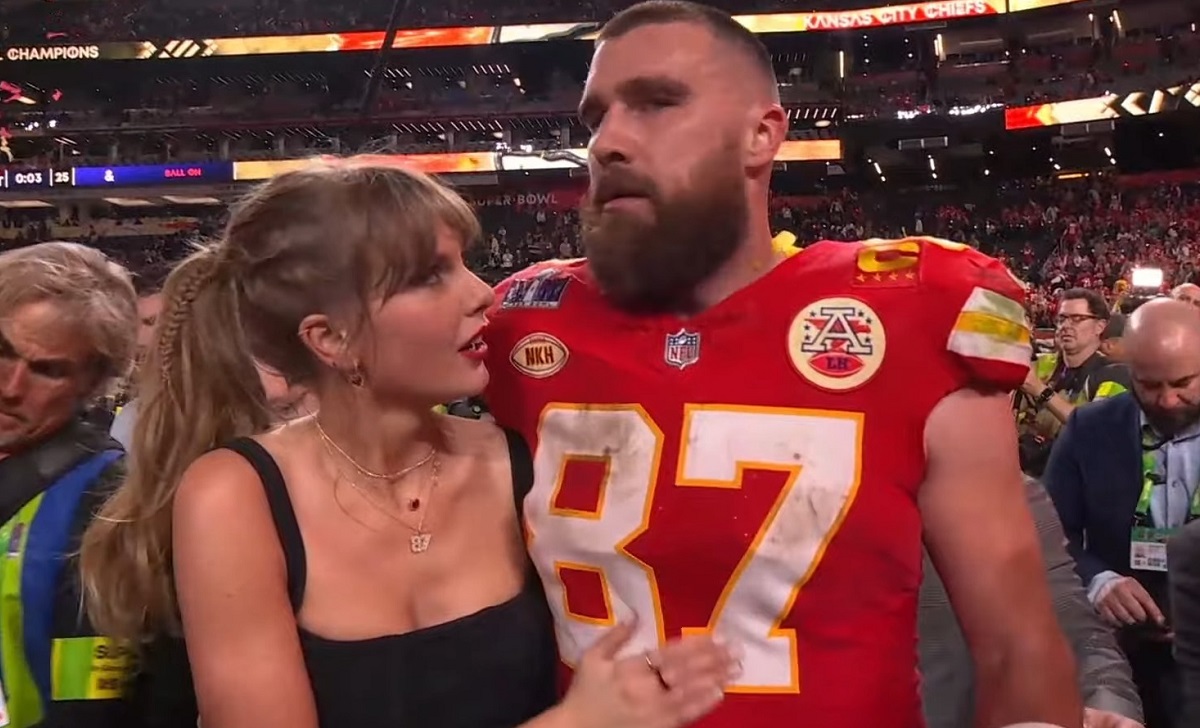 Cantante Taylor Swift y el jugador Travis Kelce. (Captura de pantalla © Swift Clips-YouTube)