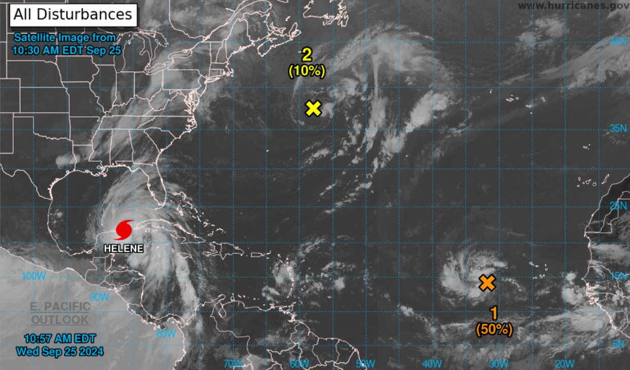 Imagen satelital del huracán. (Captura de pantalla © Centro Nacional de Huracanes)