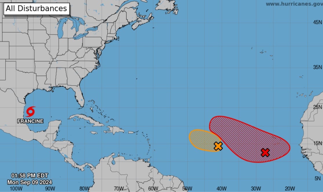 El Centro Nacional de Huracanes vigila dos potenciales depresiones tropicales. (Captura de pantalla © National Hurricane Center)