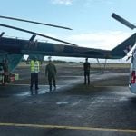 Los heridos son llevados vía aérea a Holguín. (Foto © Periódico Cubano)