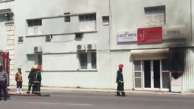 Incendio ocurrido en la sede de la Gaceta Oficial. (Captura de pantalla © CubaNet-Facebook)