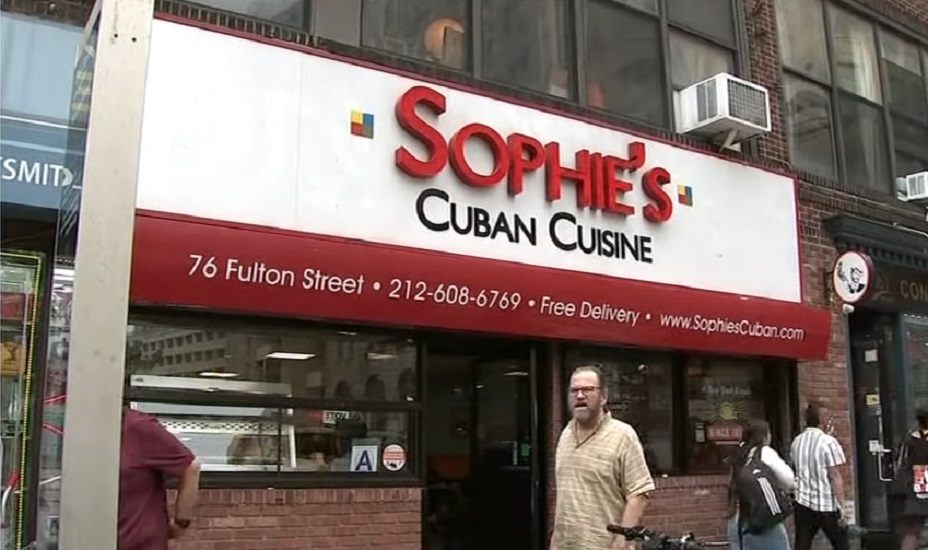 Hallan bebé sin vida en un restaurante de comida cubana en Nueva York, (Captura de pantalla © Eyewitness News ABC7NY-YouTube)