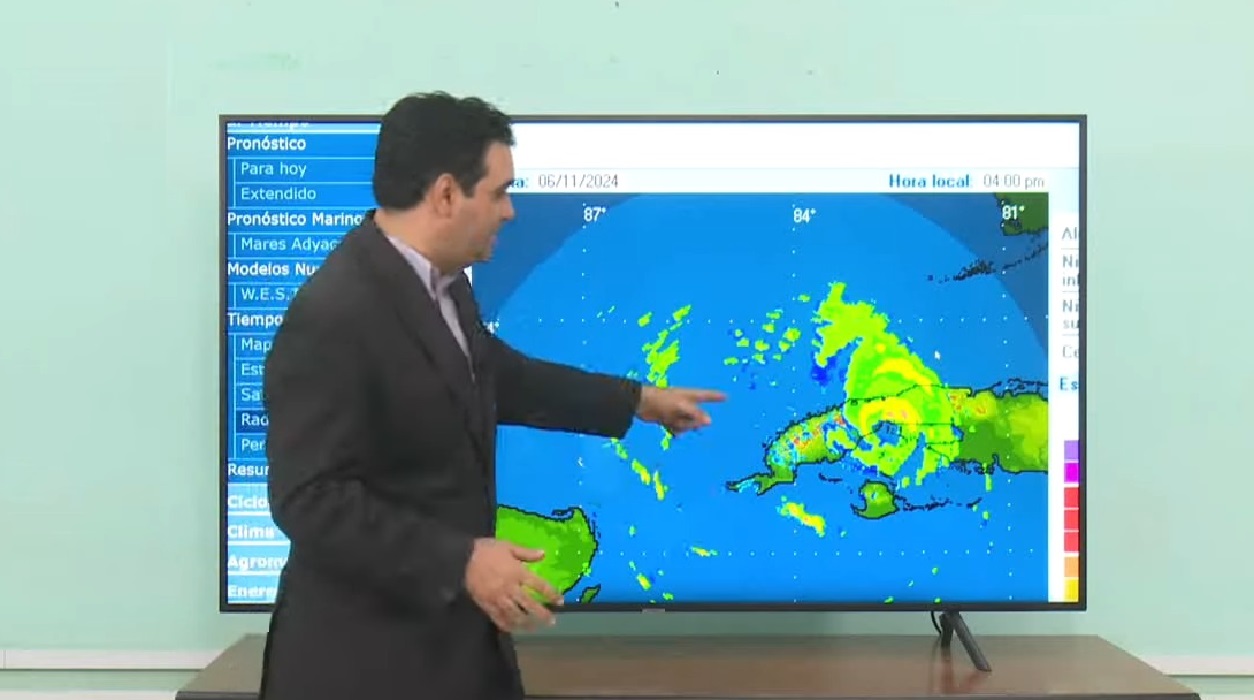 El huracán arribó a la Isla como un huracán categoría 3. (Captura de pantalla © Canal Caribe-YouTube)