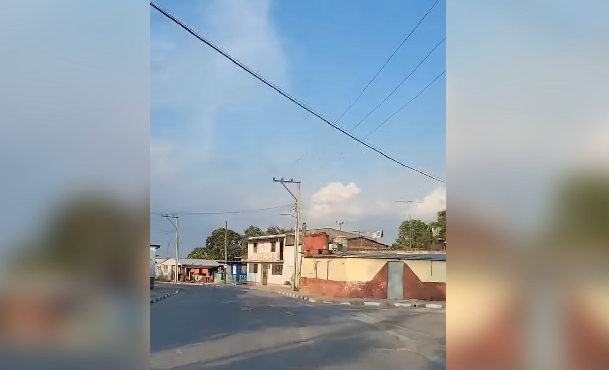 Calles de El Cristo en Santiago de Cuba. (Captura de pantalla © I Love Cubita-YouTube)