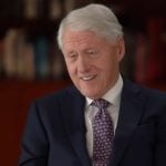 Entrevista con el expresidente Bill Clinton. (Captura de pantalla © CBS Sunday Morning-YouTube)