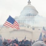 Imagen del asalto al Capitolio de EEUU. (Captura de pantalla © VICE News-YouTube)