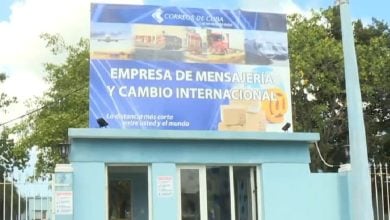 Oficina de la Empresa de Mensajería y Cambio Internacional. (Captura de pantalla © Canal Caribe-YouTube)