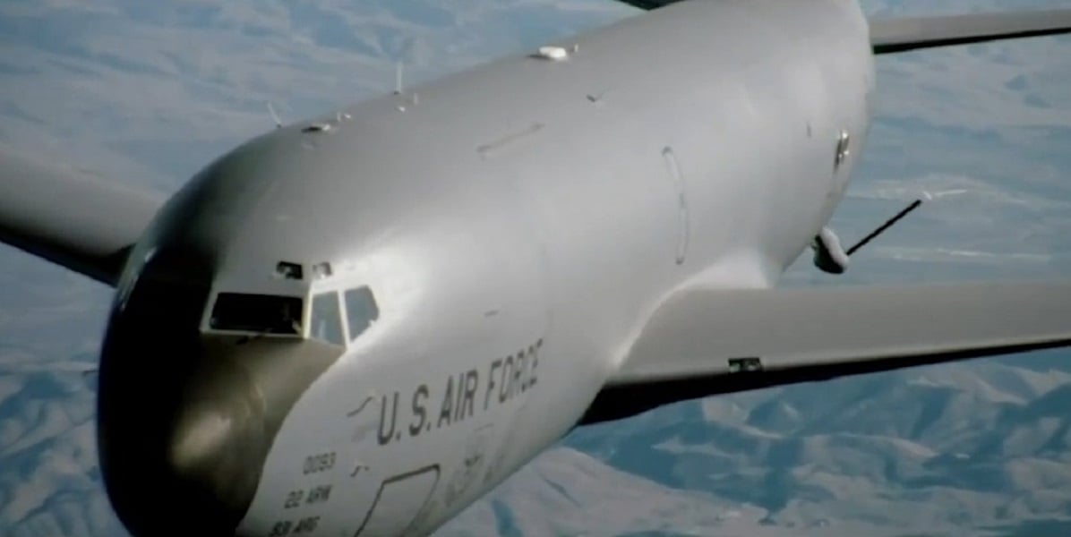 Imagen ilustrativa de un avión militar estadounidense. (Captura de pantalla © U.S. Transportation Command TV-YouTube)