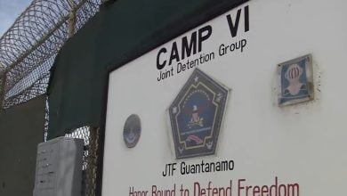 Imagen ilustrativa de la Base Naval de Guantánamo. (Captura de pantalla © NBC News-YouTube)