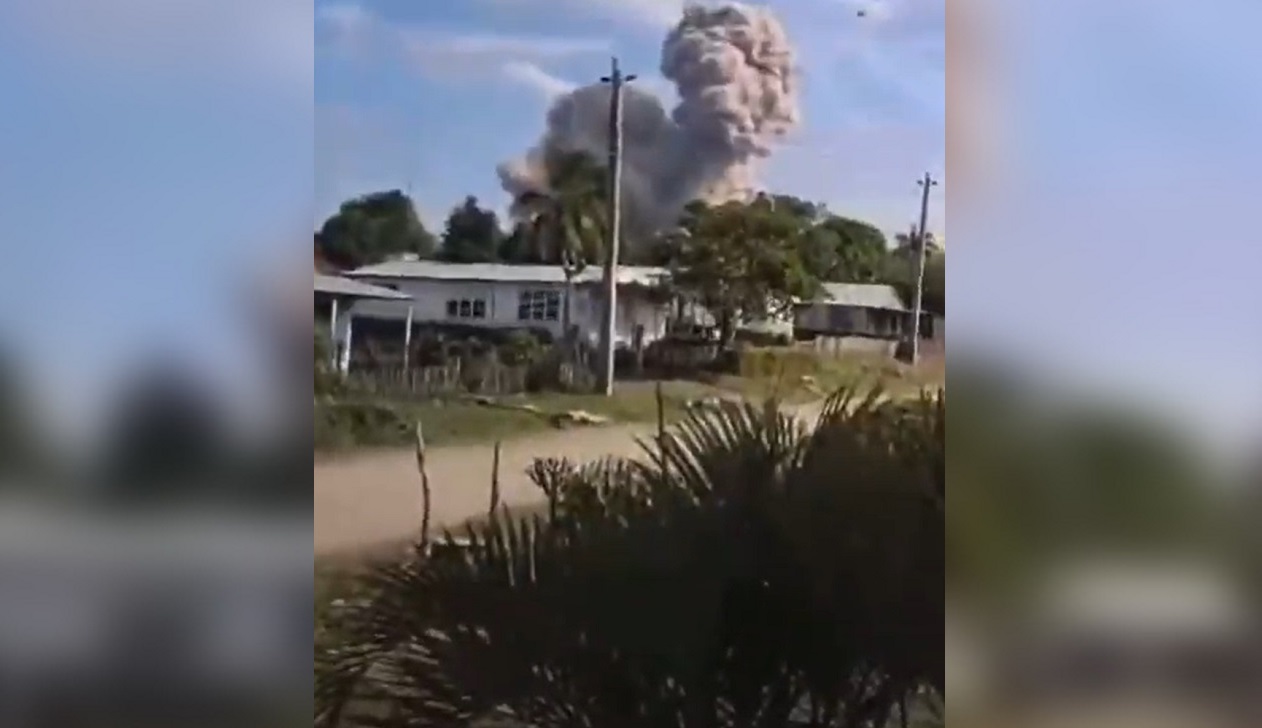 Imágenes del humo sobre la localidad de Holguín. (Captura de pantalla © Glenda Rancaño-Twitter)