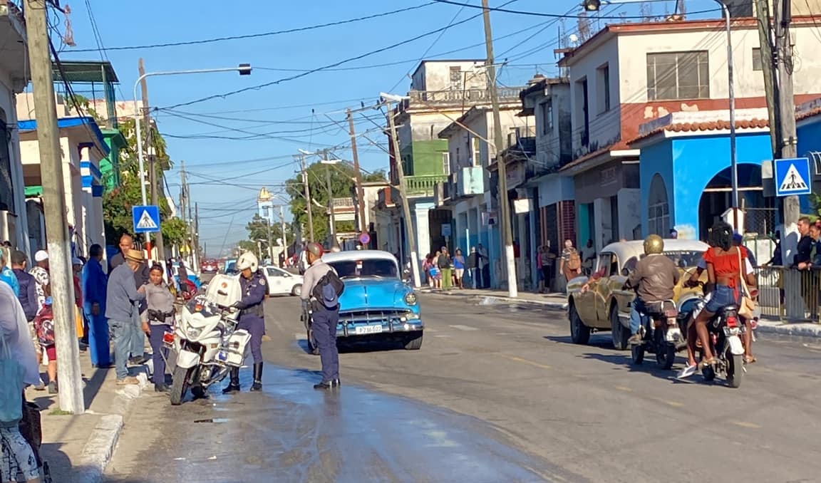 La menor se dirigía a clases cuando fue impactada por un almendrón. (Foto © Ronald Mogene-Facebook)