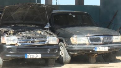 Imagen ilustrativa de coches fúnebres fuera de servicio en la Isla. (Captura de pantalla © Televisión Santiago de Cuba-YouTube)