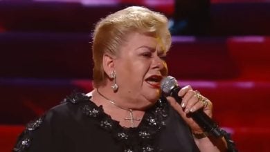 La cantante Paquita la del Barrio en uno de sus conciertos. (Captura de pantalla © jess-YouTube)