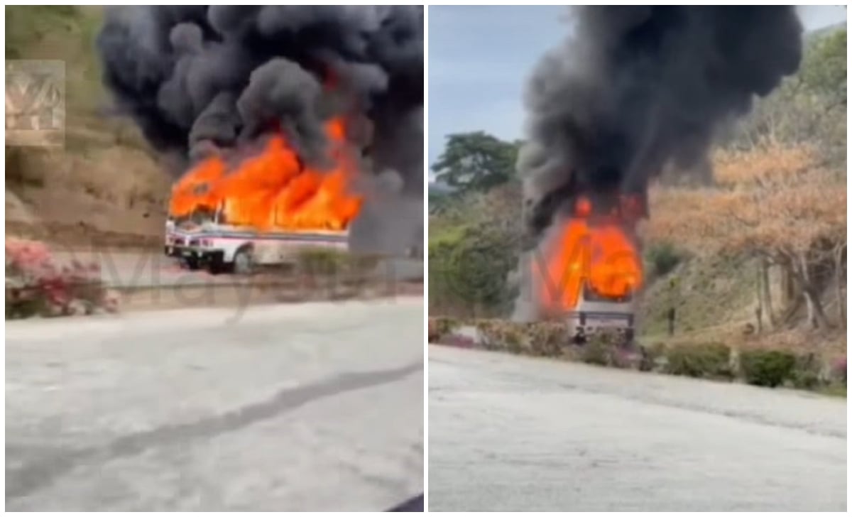 Incendio de ómnibus de las FAR captado en video. (Captura de pantalla © Yosmany Mayeta Labrada-Facebook)